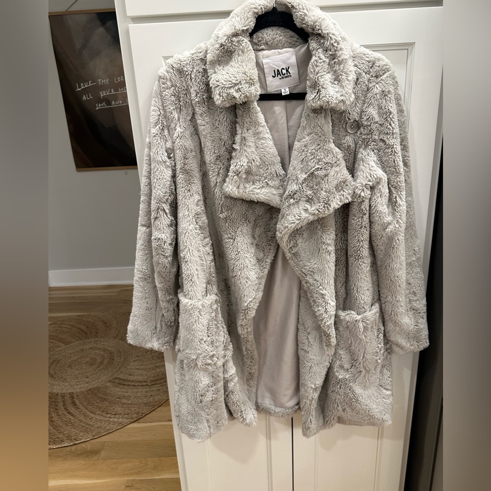 BB Dakota Women's Plush Teddy Jacket